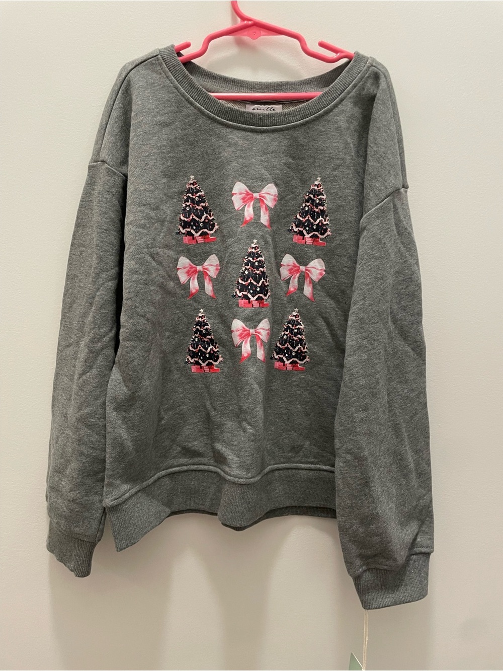 Owillo Girls Gray Holiday Tree & Bow Sweatshirt Size XL NWT